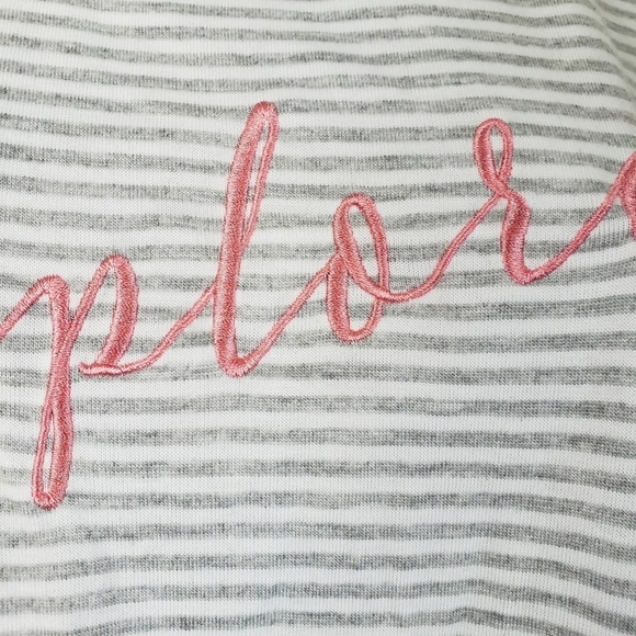 Grey White Striped Short Sleeve Tunic Top Explore - Picture 4 of 7